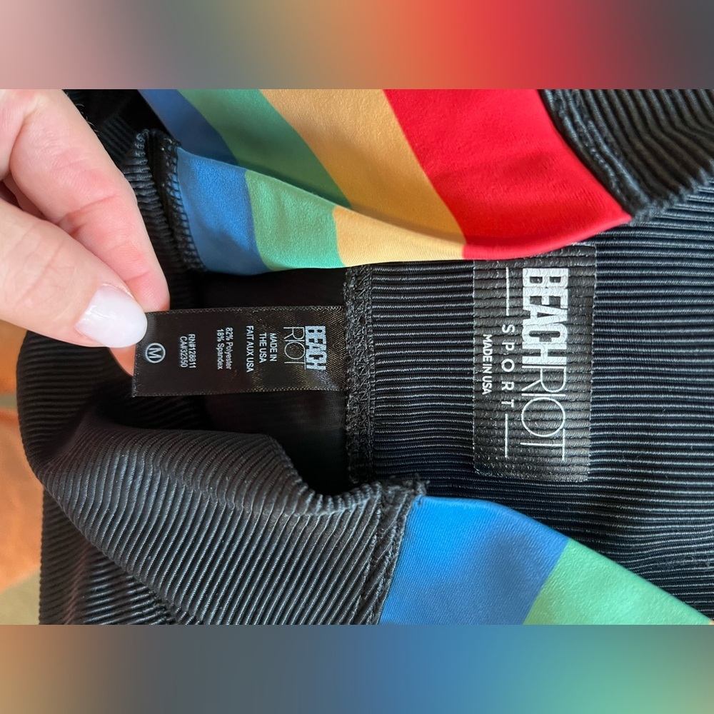 Beach Riot Black Rainbow Stripe High Rise Leggings Size M NWOT - Picture 5 of 6